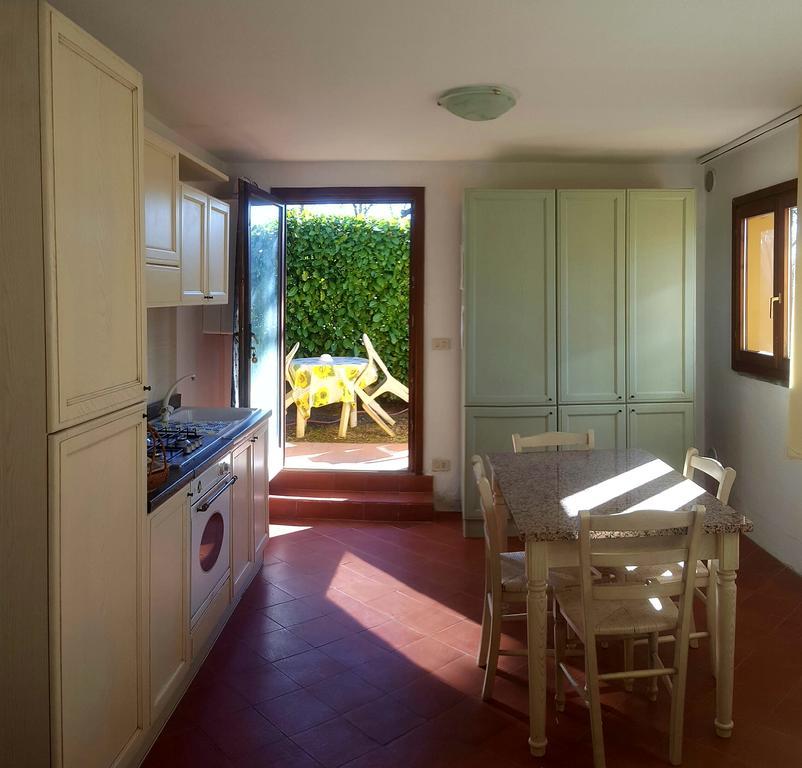 Agriturismo La Cella Villa อาเรซโซ ภายนอก รูปภาพ